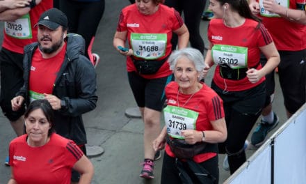 Los mayores de 70 años se toman el Maratón de Santiago