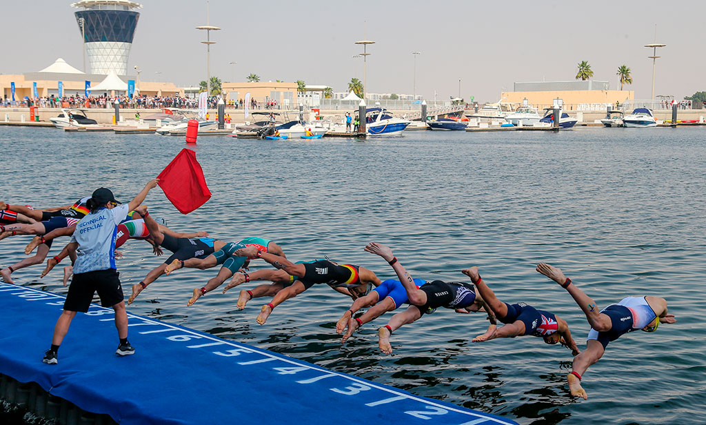 World Triathlon levanta la suspensión a triatletas rusos y bielorrusos