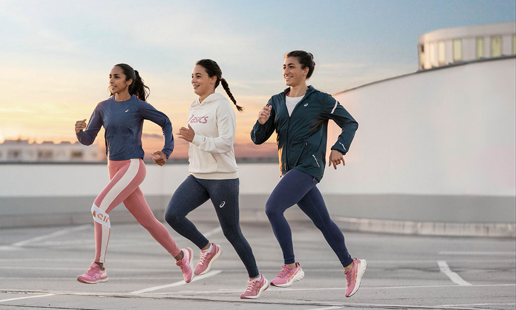 ASICS busca fomentar la práctica de actividad física entre las mujeres