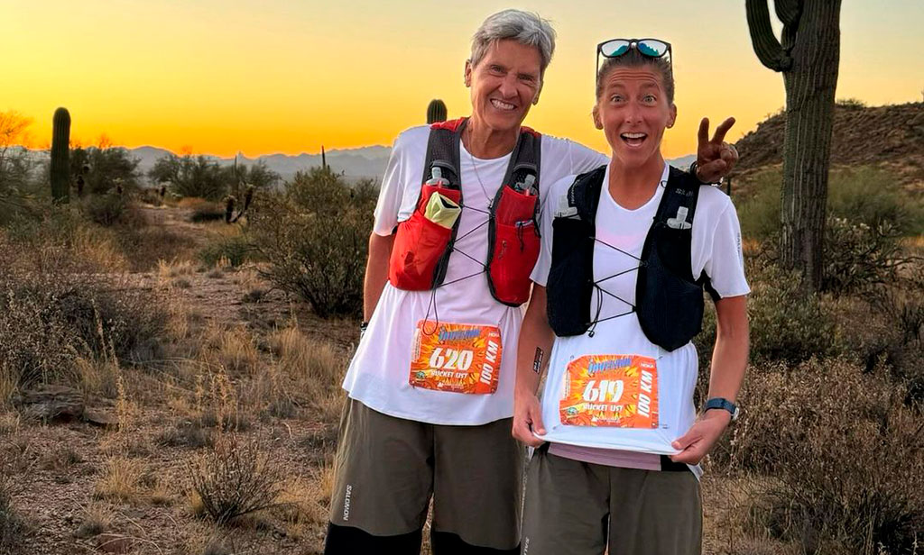 Courtney Dauwalter y su madre completan Javelina Jundred