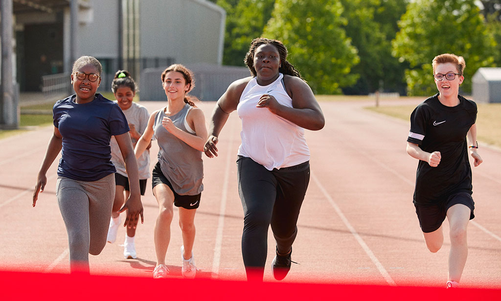 Nike y Dove se unen para fortalecer la confianza corporal en niñas
