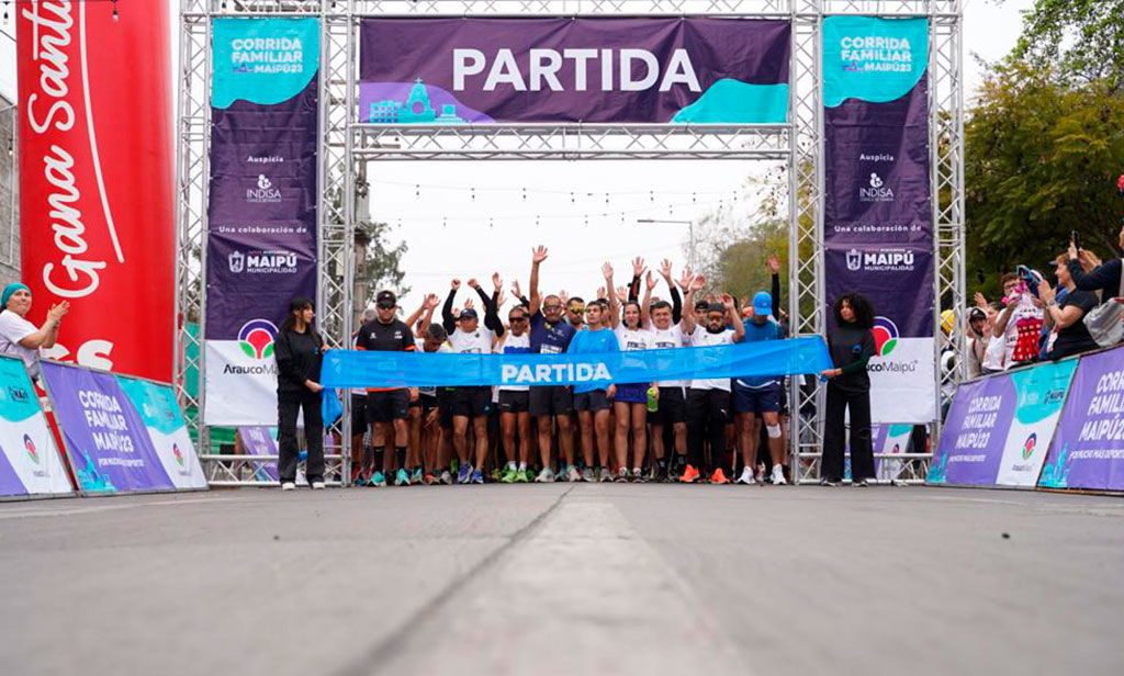 Cerca de 4 mil corredores participaron en la Corrida Familiar Maipú 2023