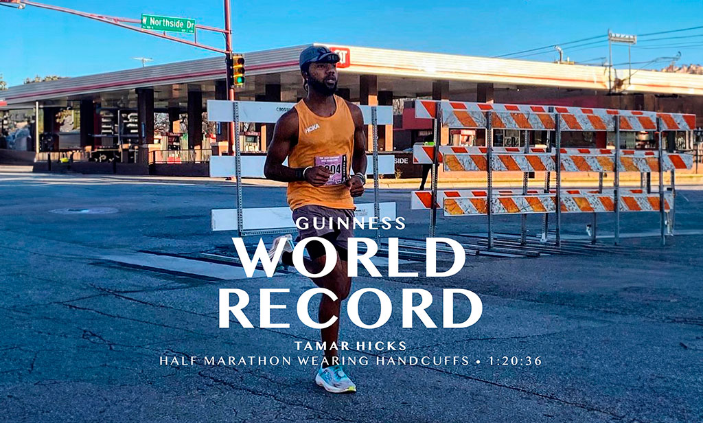 Nuevo Récord Guinness: Farmacéutico corre medio maratón esposado