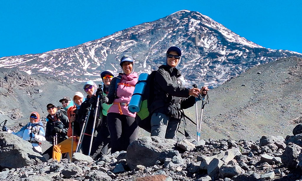 Desafío en las alturas: Expedición al Volcán Lanín