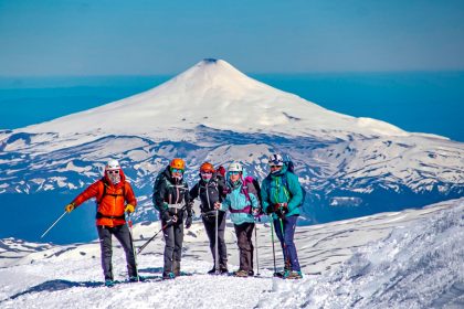 Rumbo a la cumbre: Seis corredoras se desafían en el Volcán Lanín