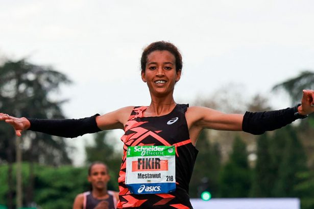 Doble victoria etíope en el Maratón de París