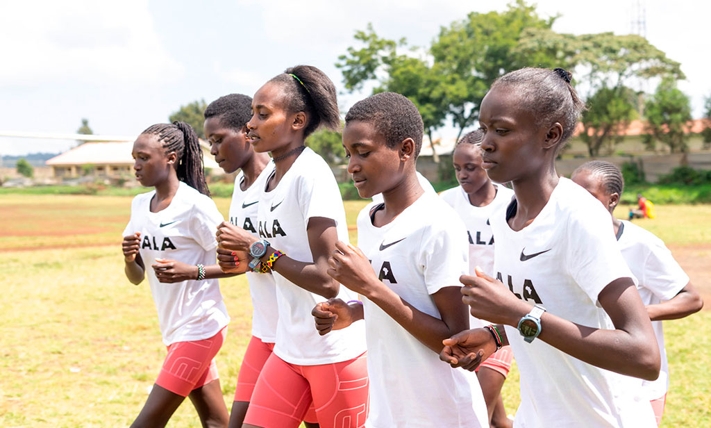 Nike apoya a atletas kenianos con servicios médicos y de emergencia