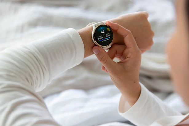 Garmin y el poder del sueño: Cómo un buen descanso mejora tu rendimiento