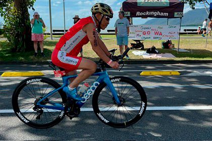 Hiromu Inada completó un IRONMAN 70.3 a los 92 años