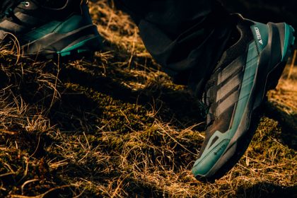 adidas TERREX lanza las Skychaser AX5 GORE-TEX para aventuras urbanas y outdoor