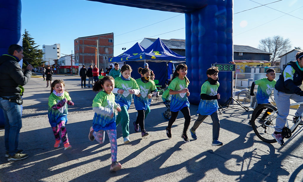 La Media Maratón Aniversario de Zapala también corre con los más chicos