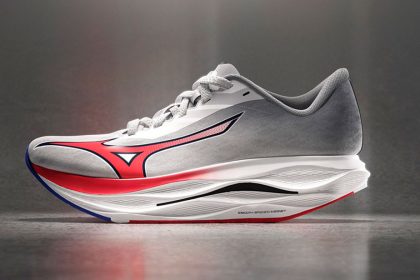 Mizuno lanza las WAVE REBELLION FLASH 3
