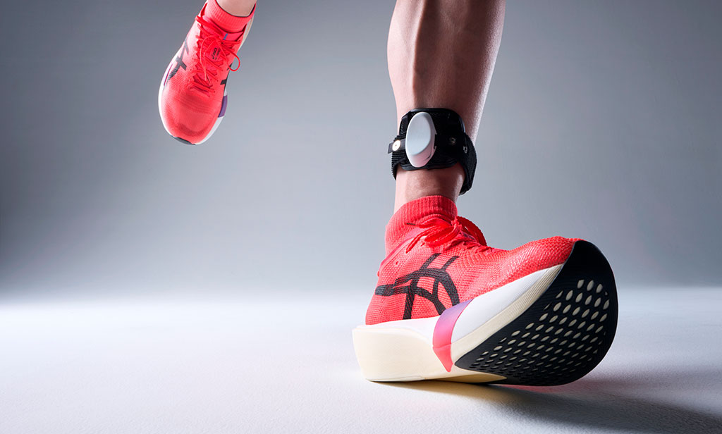 ASICS y TDK diseñan sensores para optimizar el rendimiento de atletas de élite