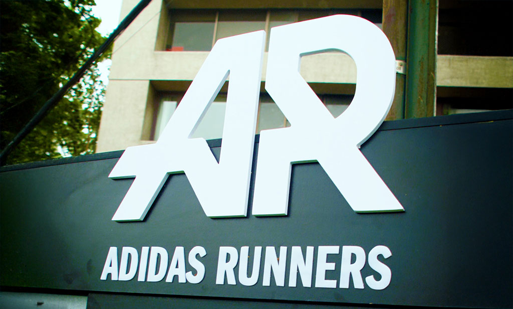 adidas activa las calles de Santiago con entrenamientos y comunidad en la CicloRecreoVía