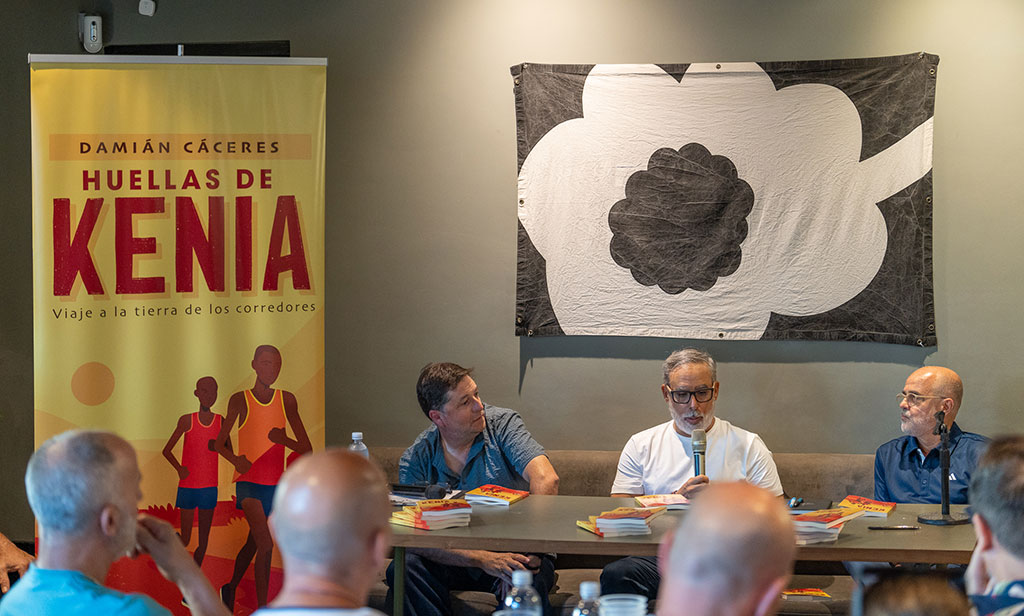 Huellas de Kenia: El viaje de Damián Cáceres al corazón del atletismo mundial