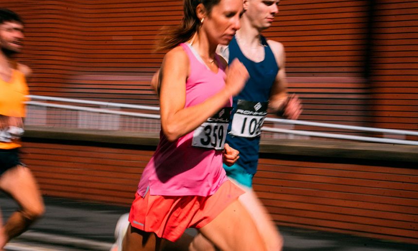 Cómo mejorar en running: La guía de Ronhill para correr más y mejor