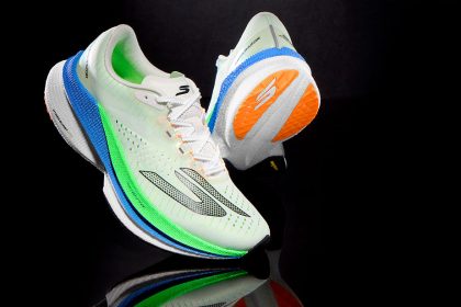Skechers presenta las nuevas AERO Razor