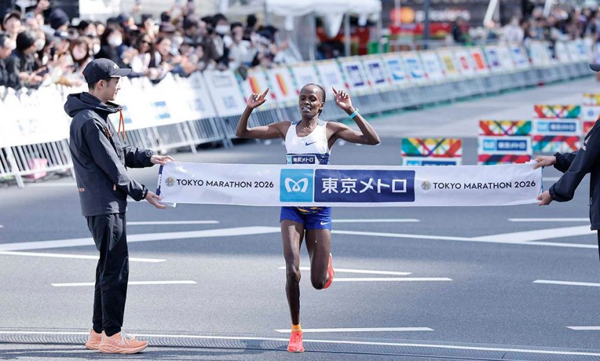 Récord para Kosgei y bicampeonato para Takele en Maratón de Tokio 2026