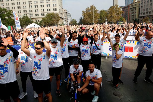 Más de 110 mil personas celebran el deporte en "La Corrida Más Grande de Chile"