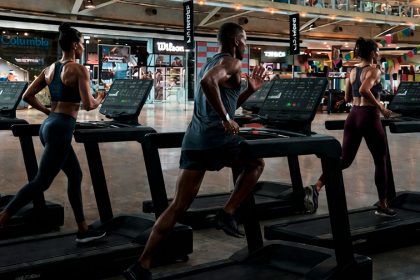 Mall Sport revoluciona el running con un 21K indoor en trotadoras