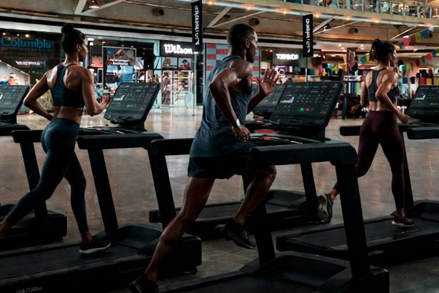 Mall Sport revoluciona el running con un 21K indoor en trotadoras