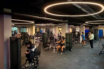 Neo Plex debuta con marcha blanca gratuita y un modelo fitness sin contratos