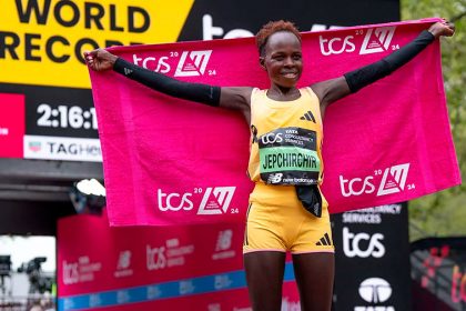 Peres Jepchirchir se baja del Maratón de Londres 2026 por lesión