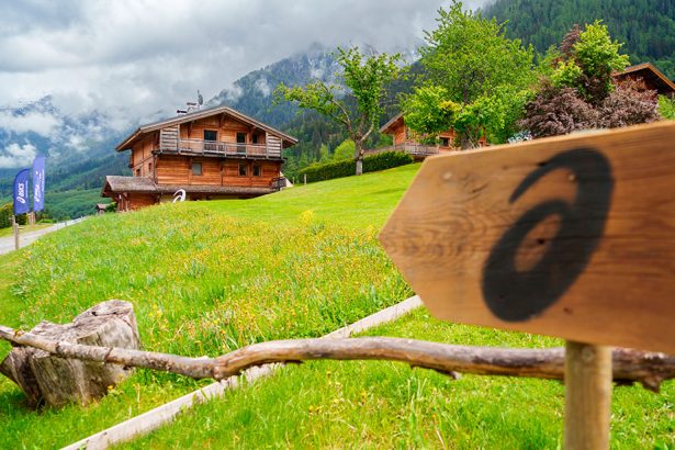 ASICS inaugura su primer campamento base para trail runners en los Alpes