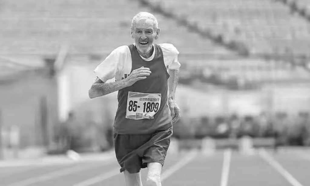 Ariel Standen corriendo en un torneo atlético
