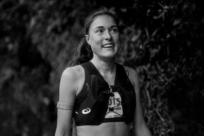 La trail runner Ida Amelie Robsahm sonriendo