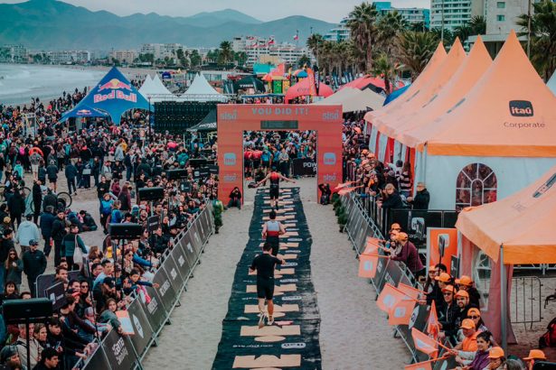 Traitletas llegando a la meta del 5150 Triathlon Coquimbo