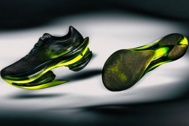 Las zapatillas PUMA FAST-RB NITRO Elite 2 en versión lateral y por debajo